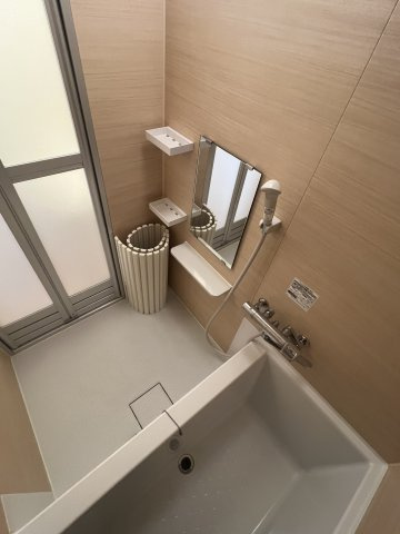 京都市南区東九条南河辺町の賃貸マンションの浴室