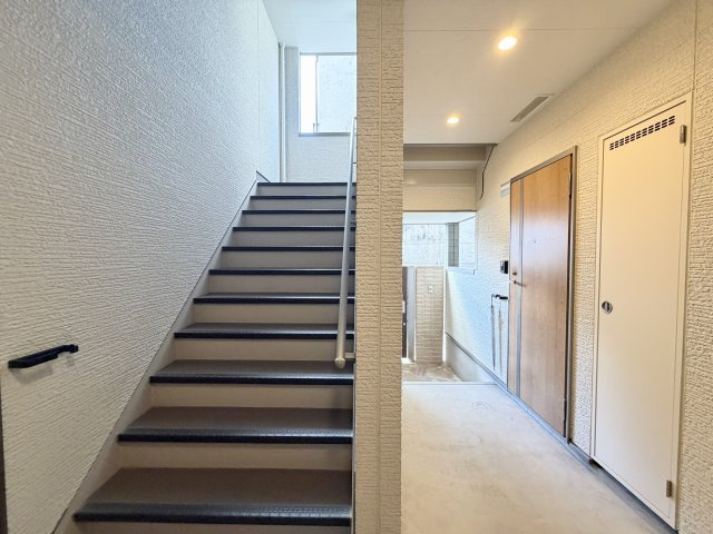 フジパレス立花駅東のロビー