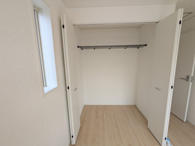 下妻市二本紀　第2　新築戸建て　１号棟の収納