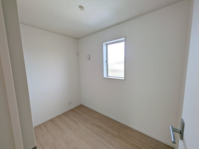 下妻市二本紀　第2　新築戸建て　１号棟の収納