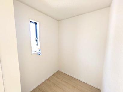 下妻市二本紀　第2　新築戸建て　2号棟の収納