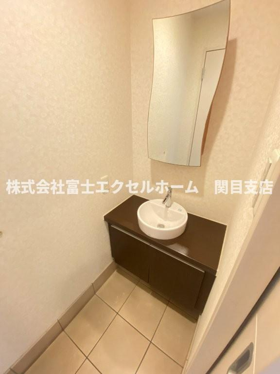 鴫野東2丁目テナントビルの独立洗面台