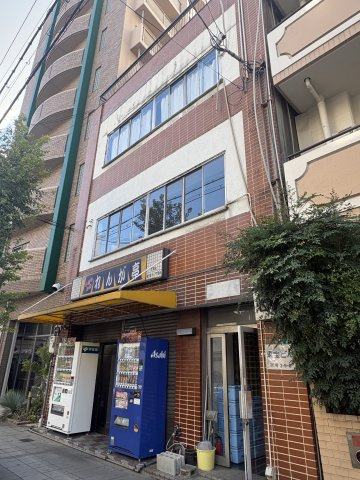 東宝ビルの外観