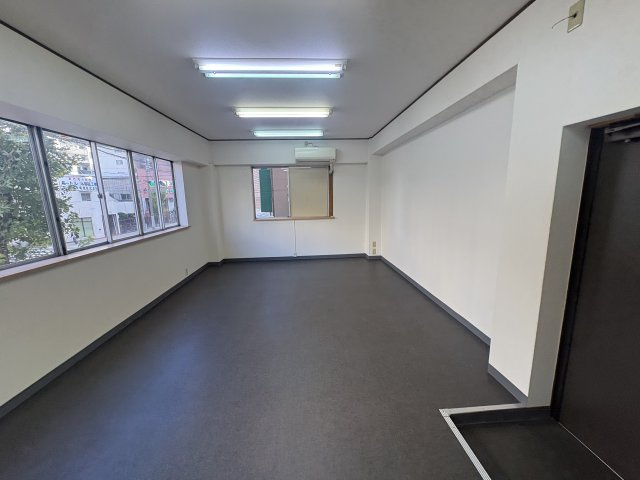 東宝ビル
