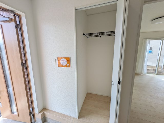 下妻市下妻丁　第4　新築戸建て　1号棟の収納