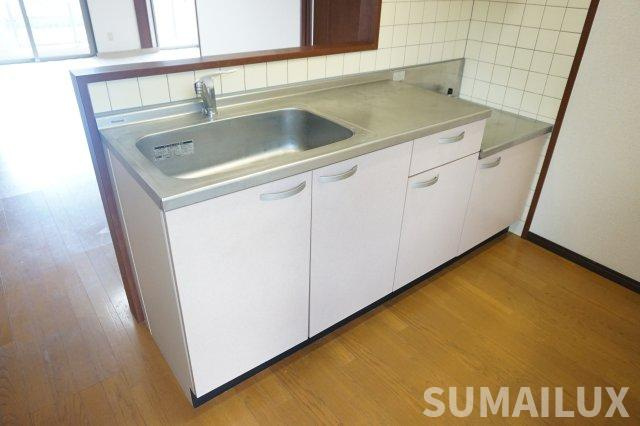 熊本市東区花立６丁目の賃貸マンションのキッチン