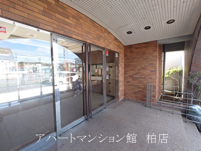 パティオ坂巻のロビー