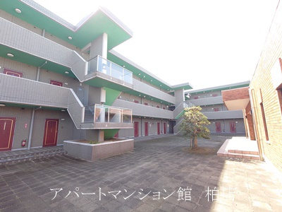 パティオ坂巻の外観