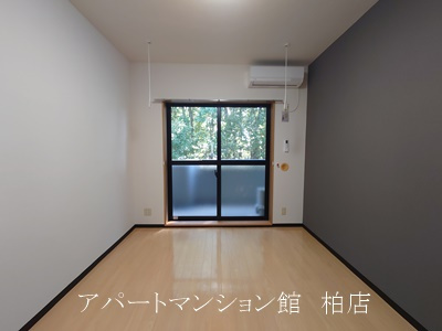 パティオ坂巻の居間・リビング