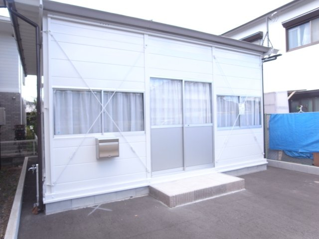 茨木市沢良宜浜１丁目の店舗事務所