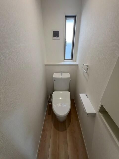 クレイドルガーデン熊本市中央区国府本町第５－２号棟のトイレ