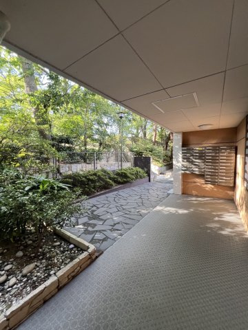 香枦園第2コーポラスのロビー