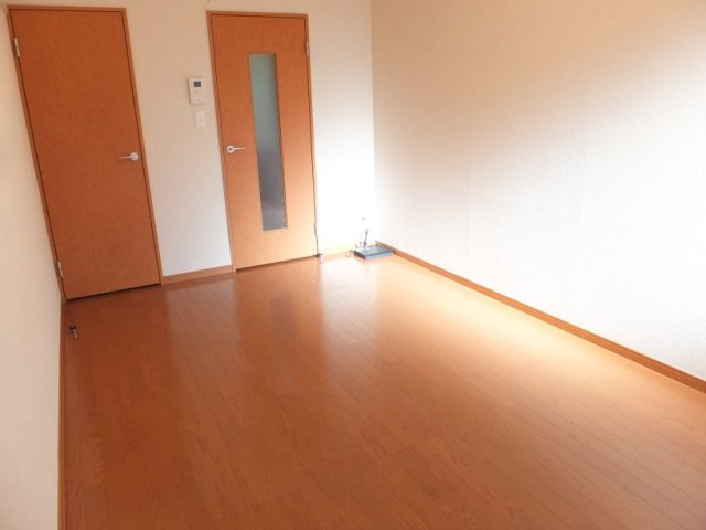 レオパレスレグルスの居間・リビング|おしゃれな居間です