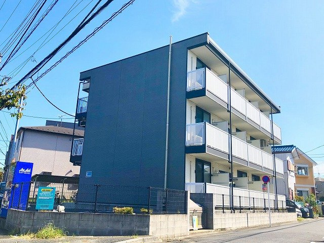 レオパレスカルナックの外観|建物外観を気になさる方へ、見た目の良い物件です