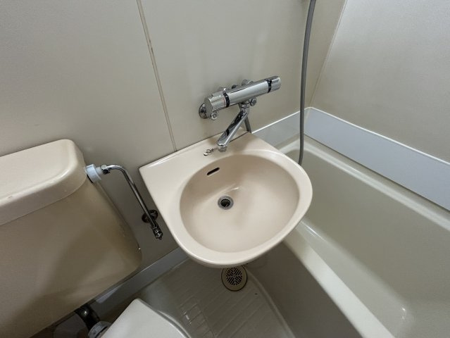 コーポサンシャインの玄関