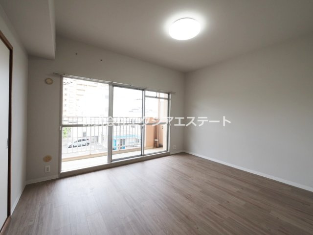 パークハイム南加賀屋の居間・リビング