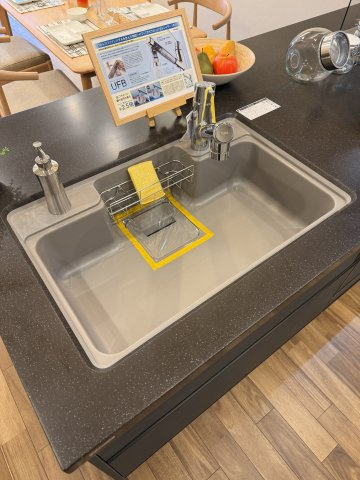 中野区中野５丁目の中古マンションのキッチン|シンク