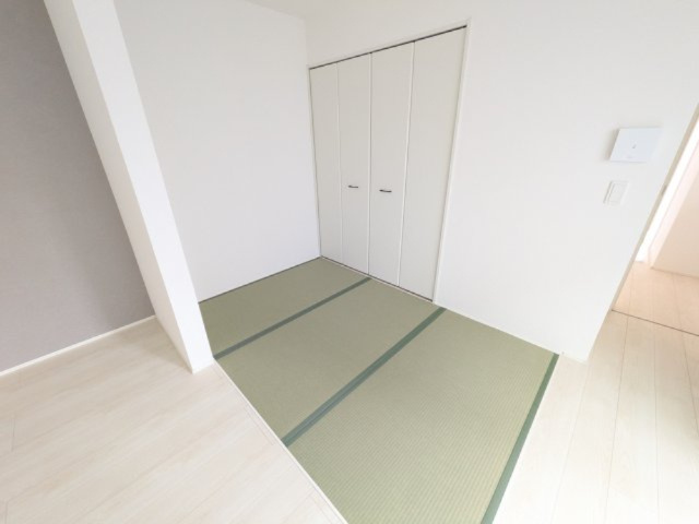 我孫子市青山　第1期　新築戸建て　1号棟の内装|人気の畳コーナー♪