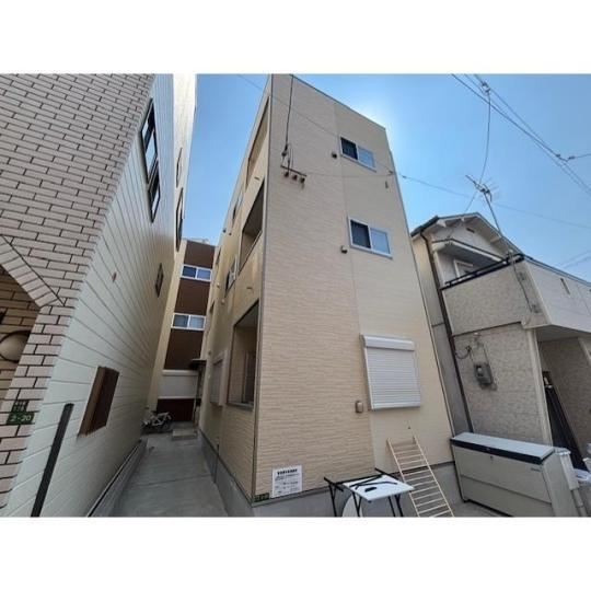 大阪市生野区新今里６丁目のアパートの外観