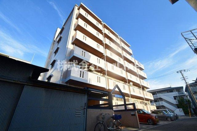 セレノハイム川本の外観
