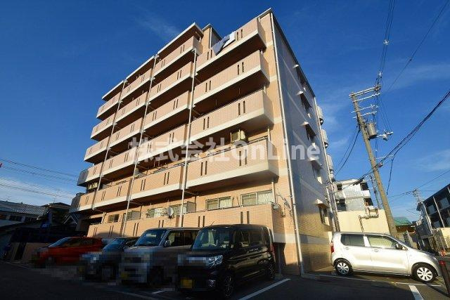 セレノハイム川本の外観