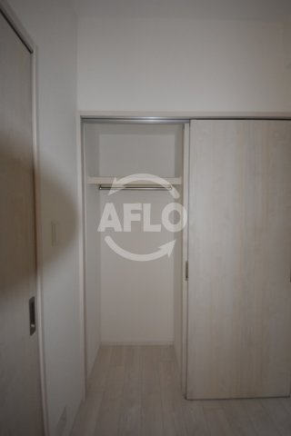 セレーノ南森町の収納|セレーノ南森町　クローゼット