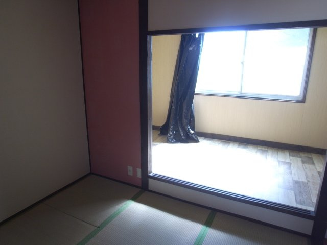 箕面市西小路４丁目の店舗事務所