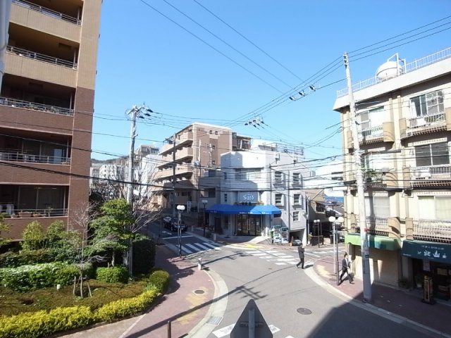 神戸市中央区中山手通４丁目の賃貸マンションの展望
