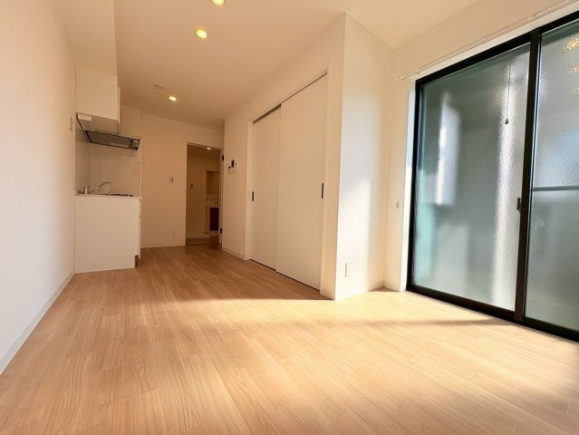 神戸市東灘区住吉南町２丁目のアパートの居間・リビング