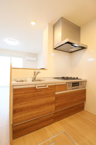 神戸市東灘区西岡本１丁目の賃貸マンションのキッチン