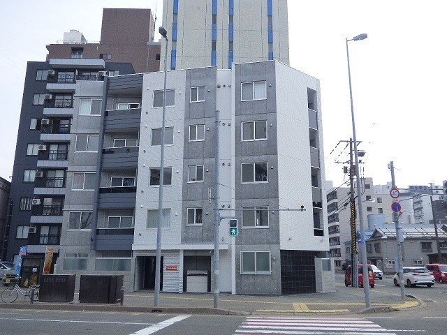 札幌市中央区南五条東３丁目の賃貸マンション