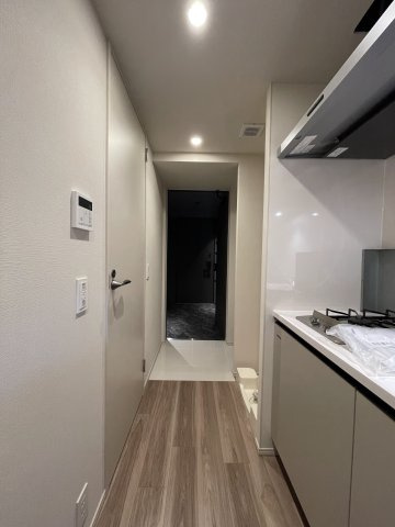プライムメゾン千葉新町の玄関