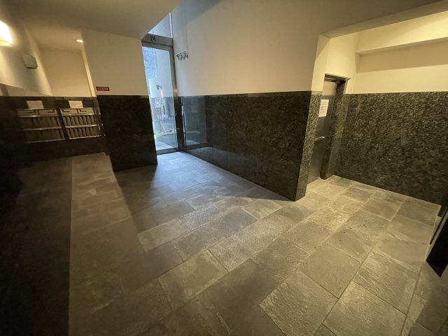 フラッツ志香のエントランス