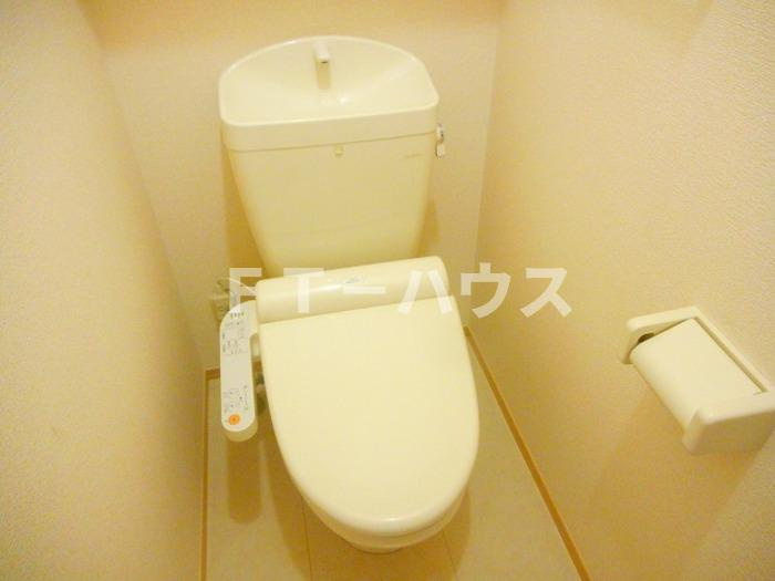 コリーヌ A棟のトイレ|温水洗浄暖房便座