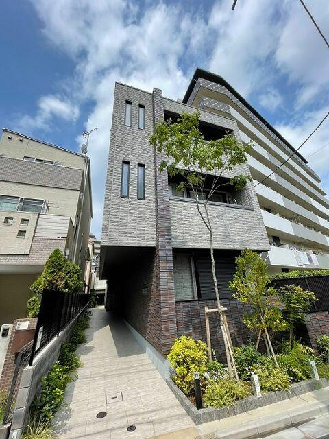 Ｂｌｏｏｍ　Ｓｔａｇｅ　根岸(ブルームステージネギシ)の外観