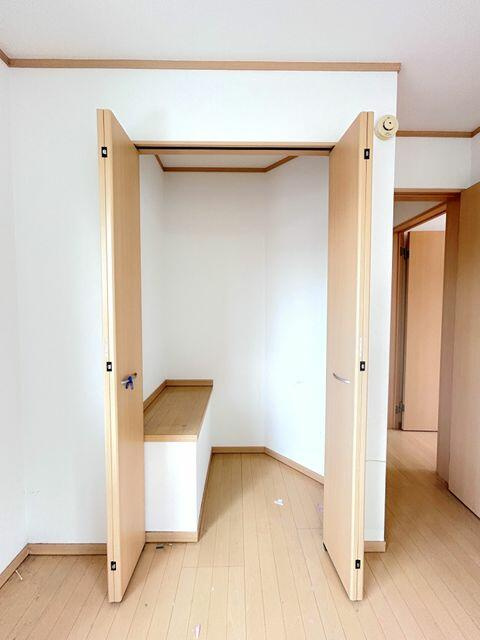 宇都宮市西原町　4ＬＤＫ　中古住宅の収納