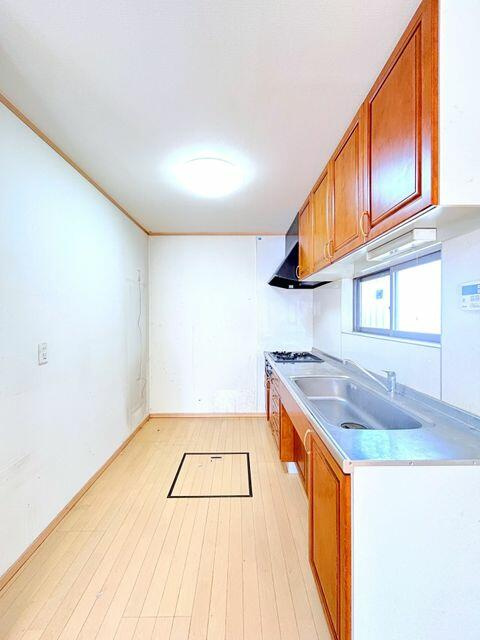 宇都宮市西原町　4ＬＤＫ　中古住宅のキッチン