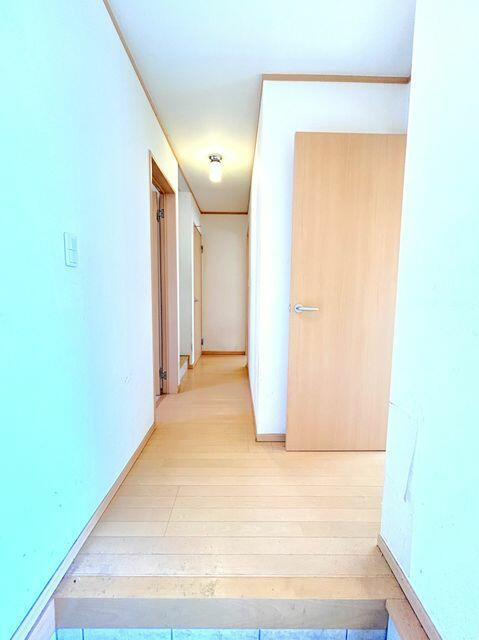 宇都宮市西原町　4ＬＤＫ　中古住宅の玄関