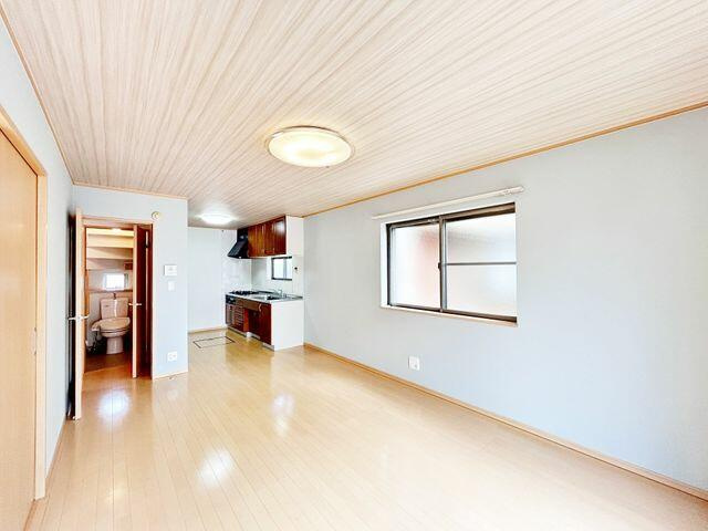 宇都宮市西原町　4ＬＤＫ　中古住宅の居間・リビング