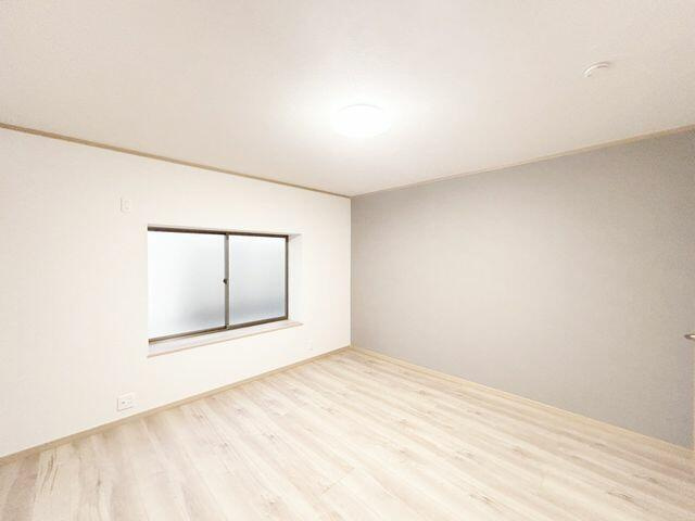 宇都宮市宮原５丁目　3LDK　中古住宅の洋室