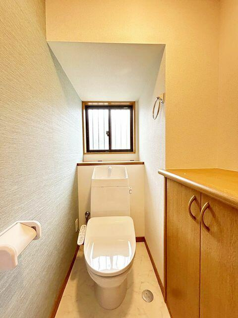 宇都宮市平出町　4LDK　中古住宅のトイレ
