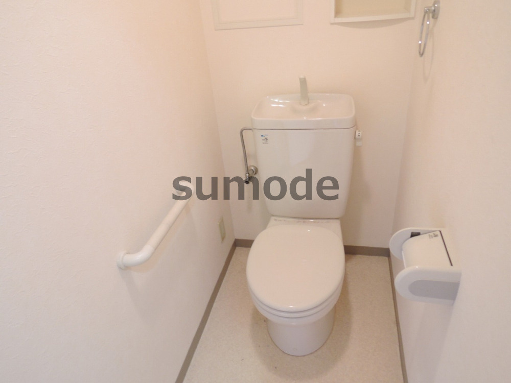 ロイヤルアネックスのトイレ