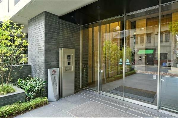 シティハウス御徒町のエントランス
