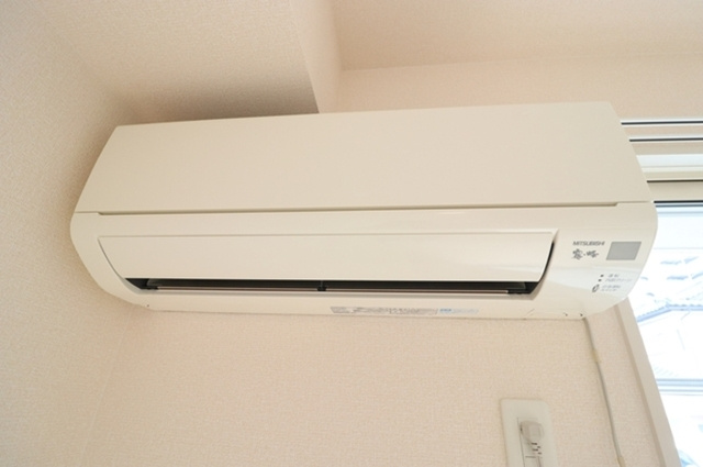 ジュネス稲荷塚の設備|エアコン