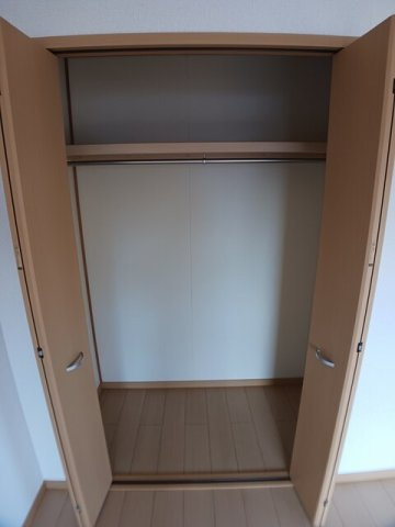 タガヤパレス　マルレーヌの収納