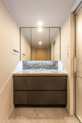 ＭＯＣＸＩＯＮ　ＰＲＥＭＩＵＭ四谷大京町の洗面所|※写真は同タイプ住戸です。