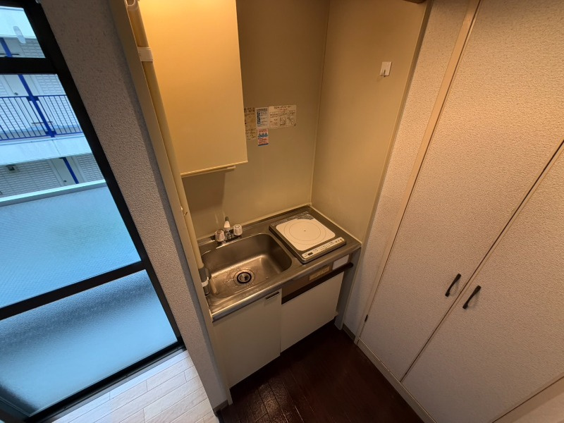 春日部市備後東１丁目の賃貸マンションのキッチン