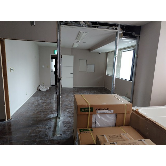 岐阜市雨踊町の店舗事務所の内装