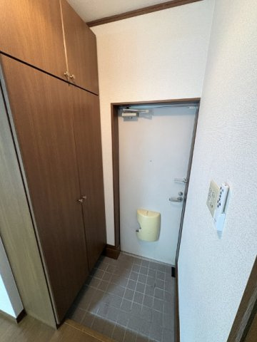 エスペランス大塔の玄関