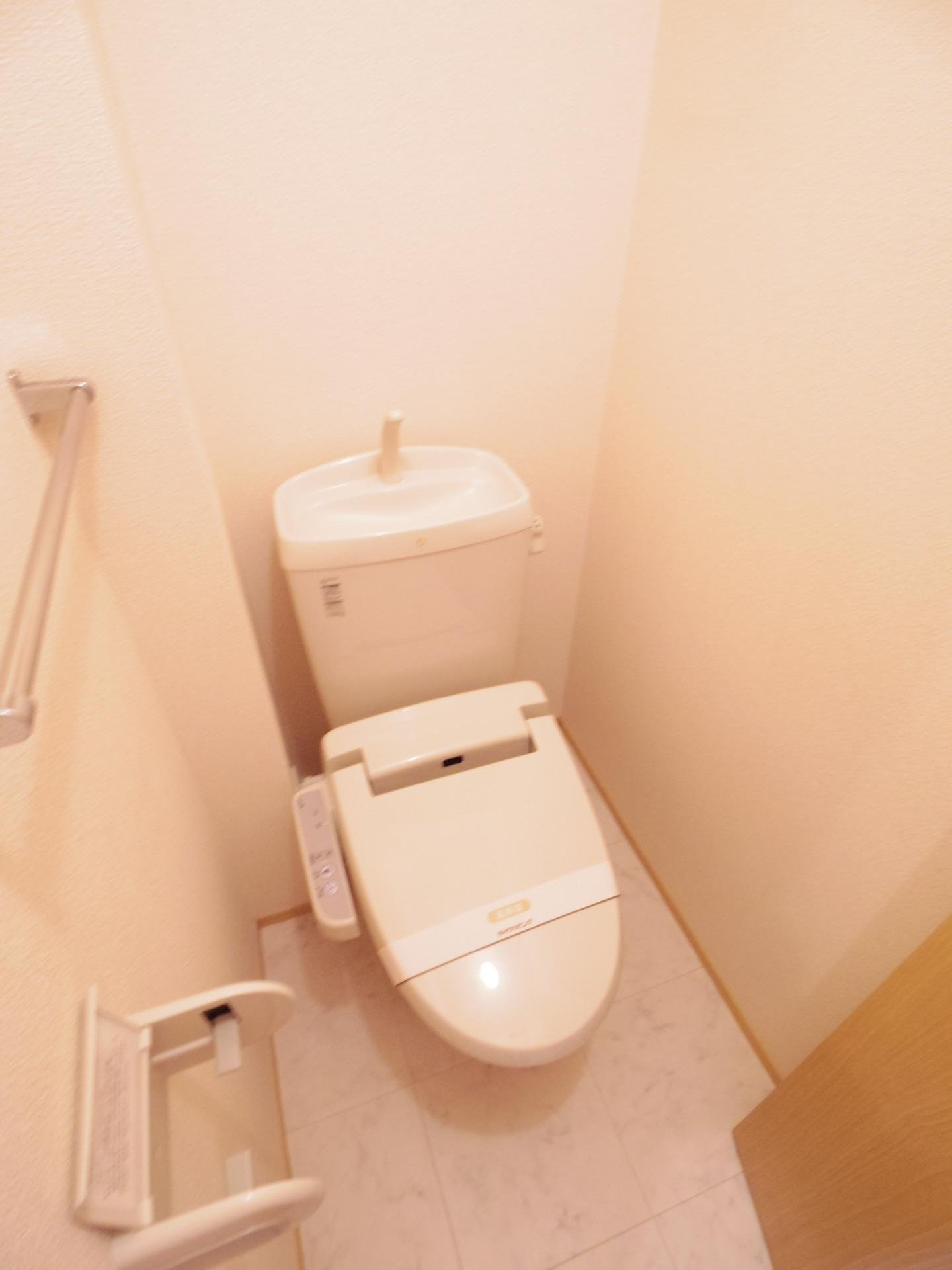 プルミエのトイレ|※他号室写真です